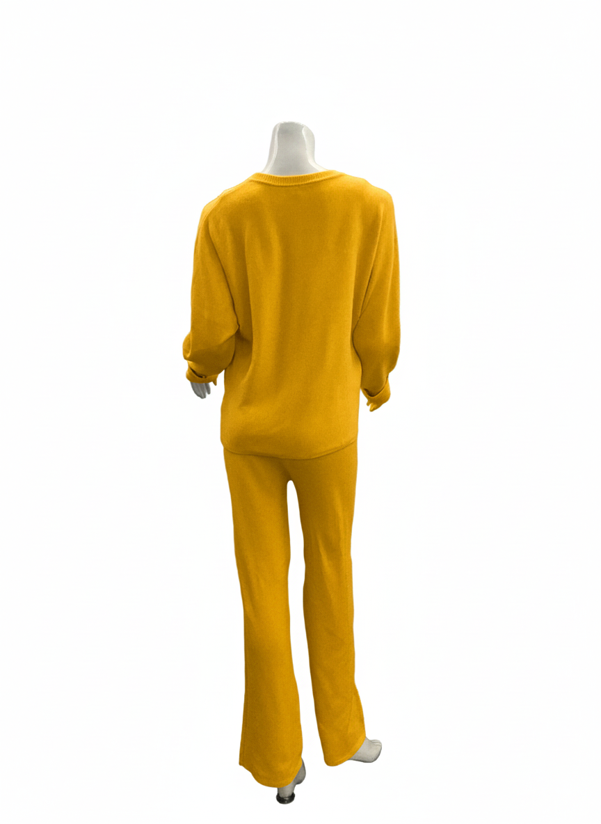 Conjunto Malha Pormenor Dourado